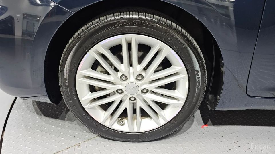 Kia Carens