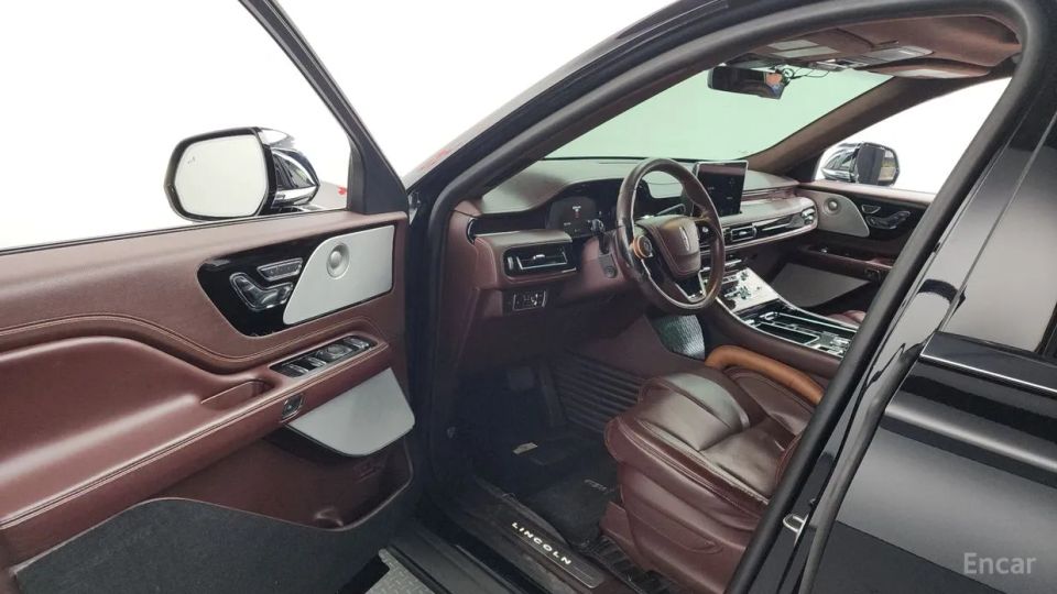 Lincoln Aviator