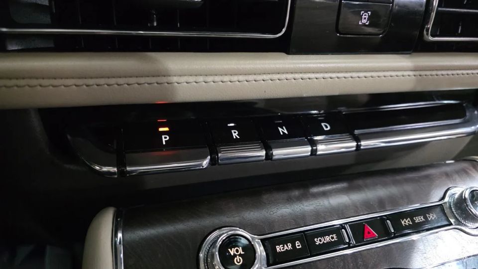 Lincoln Aviator