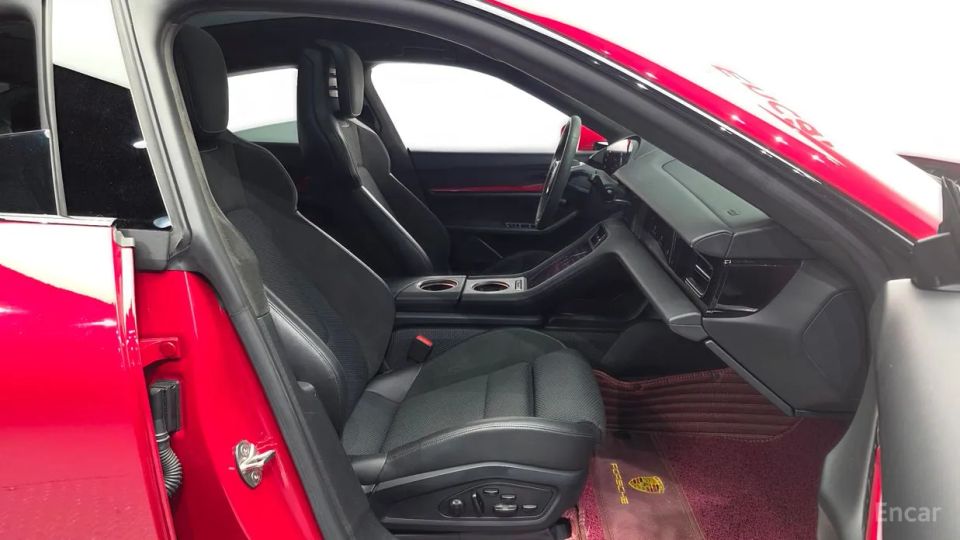 Porsche Taycan