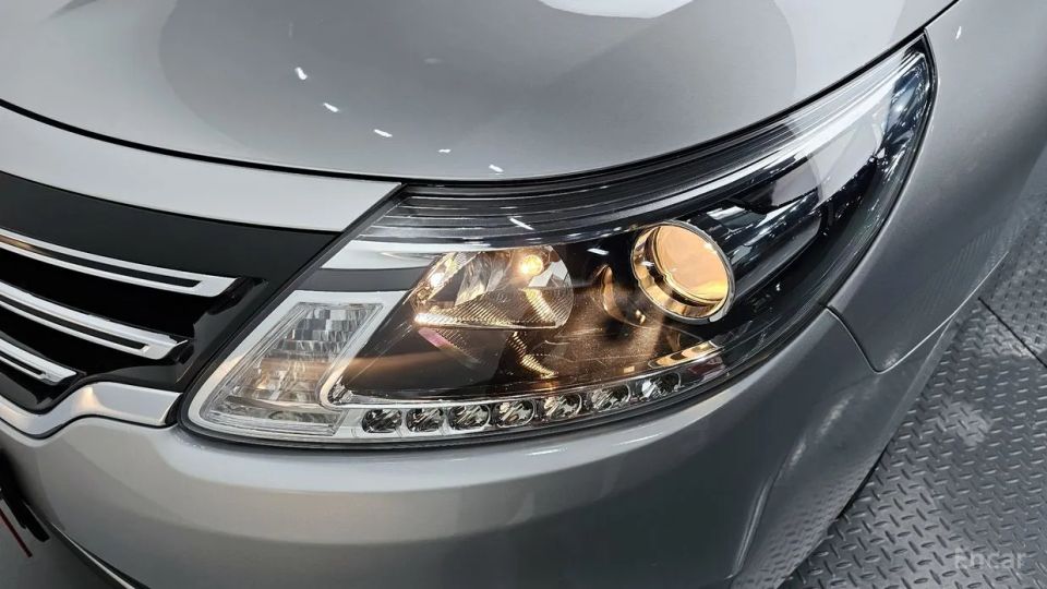Renault-KoreaSamsung SM5