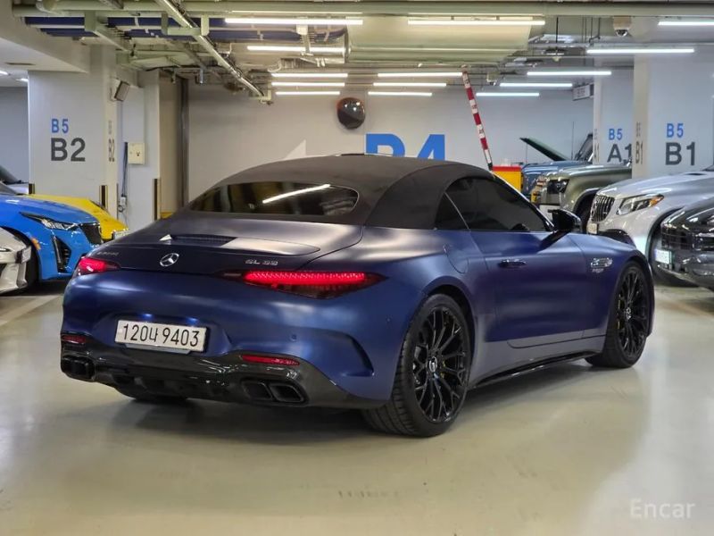 Mercedes-Benz SL-Class