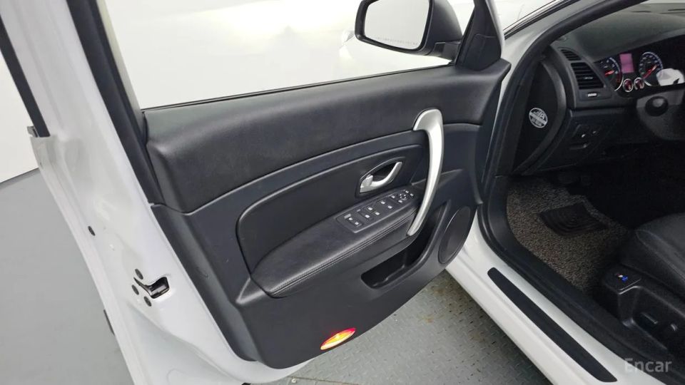 Renault-KoreaSamsung SM5