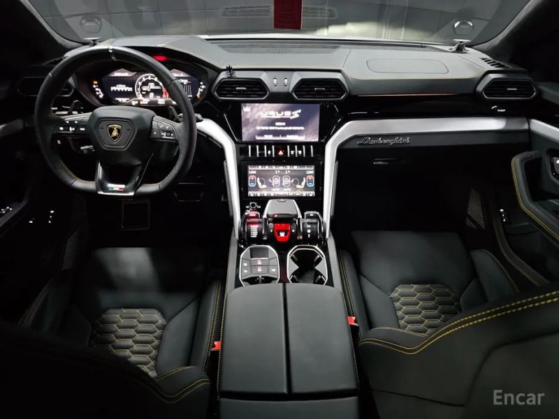 Lamborghini urus