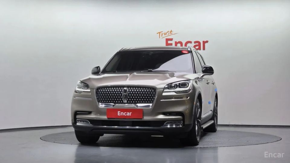 Lincoln Aviator