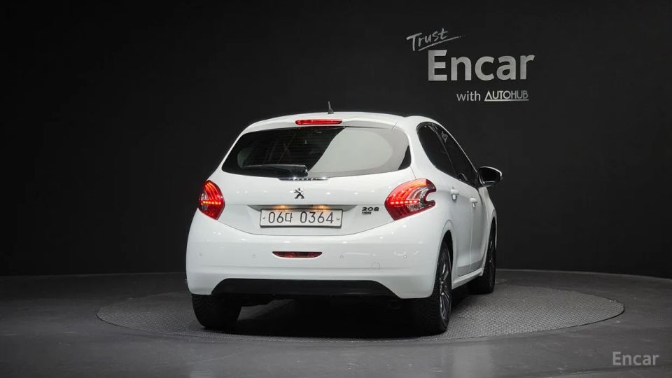 Peugeot 208