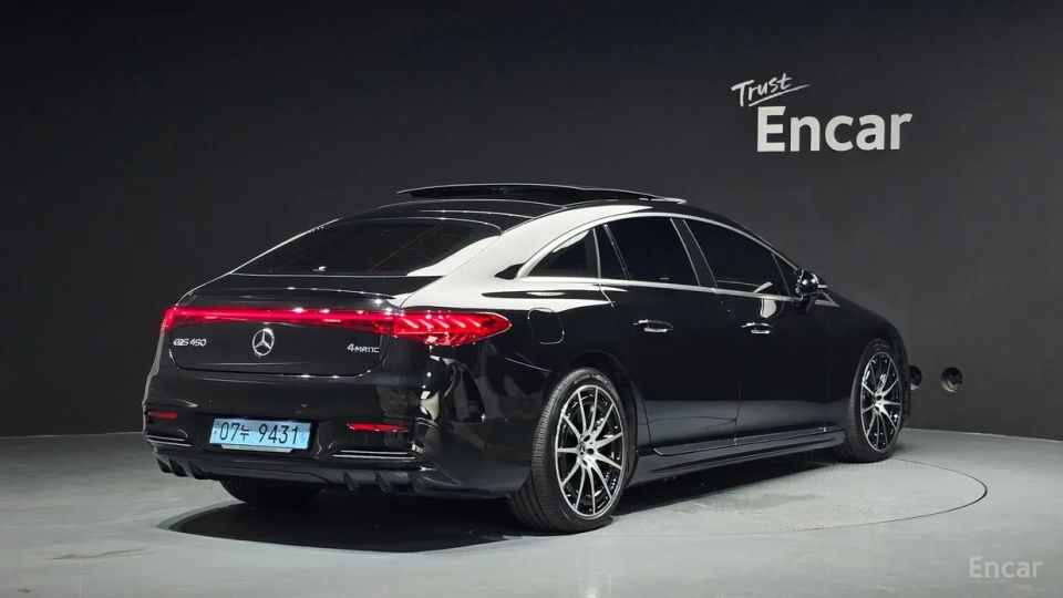 Mercedes-Benz EQS