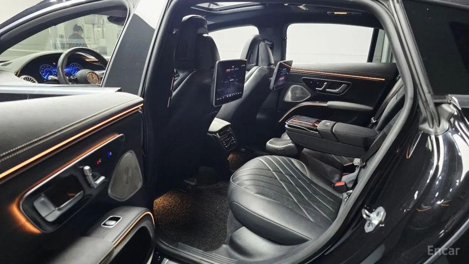 Mercedes-Benz EQS