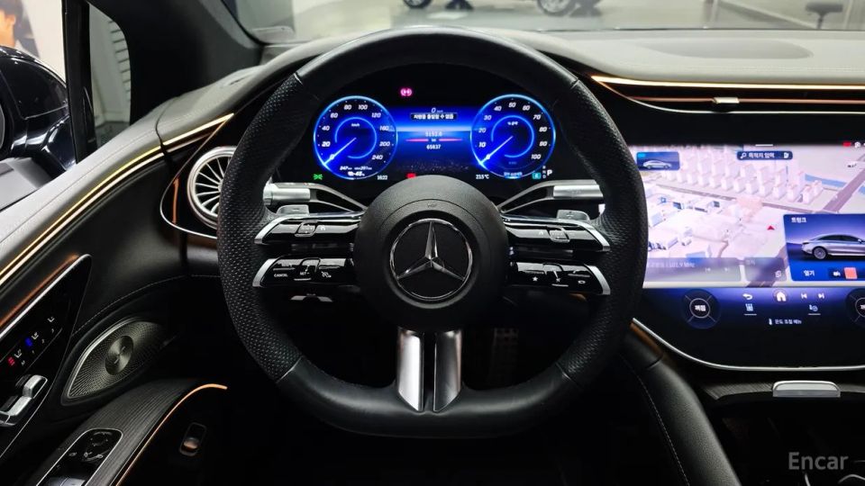 Mercedes-Benz EQS