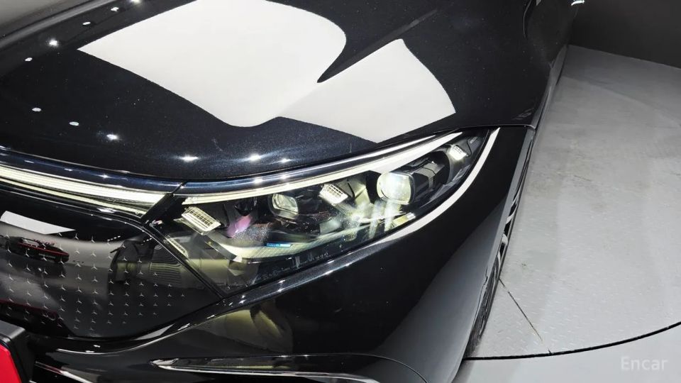 Mercedes-Benz EQS