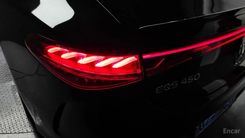 Mercedes-Benz EQS
