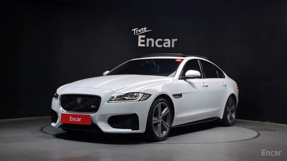 Jaguar xf