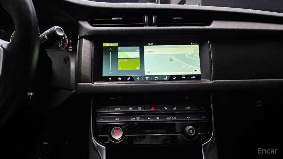 Jaguar xf