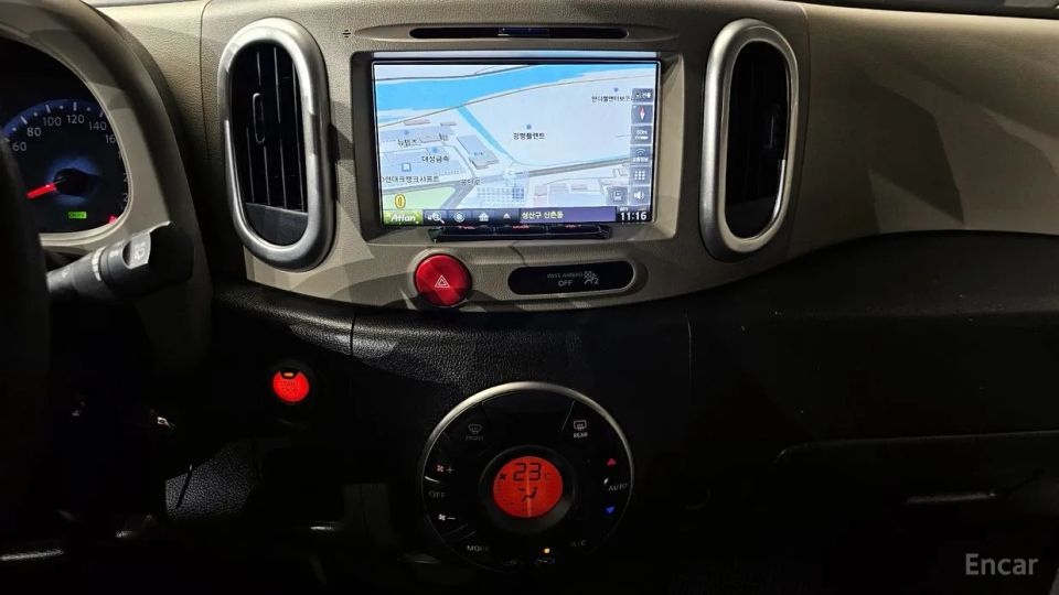 Nissan Cube