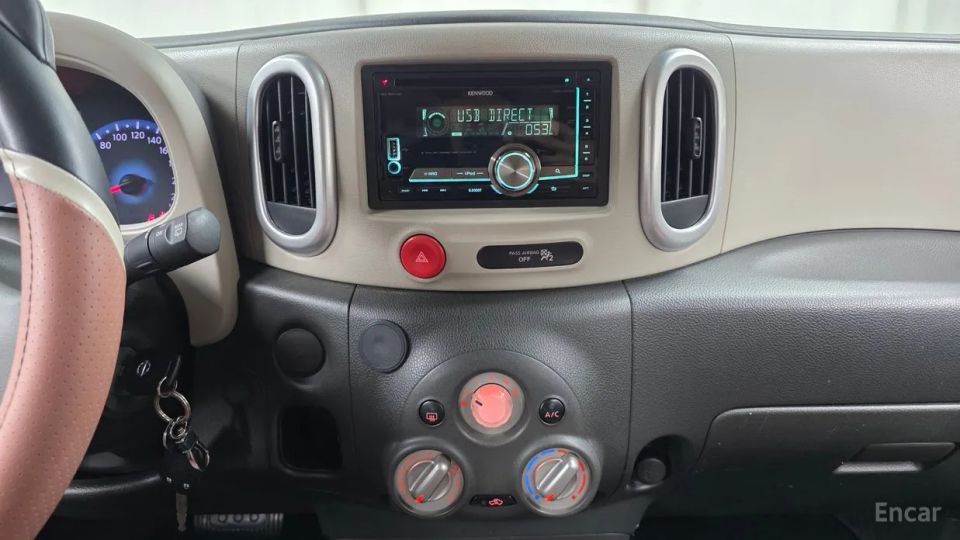 Nissan Cube
