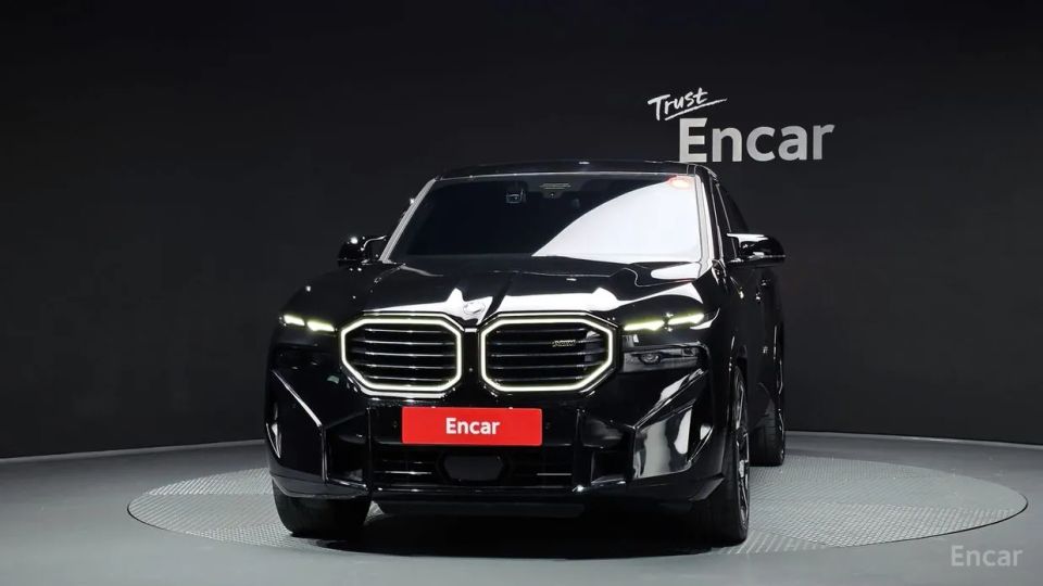 BMW XM