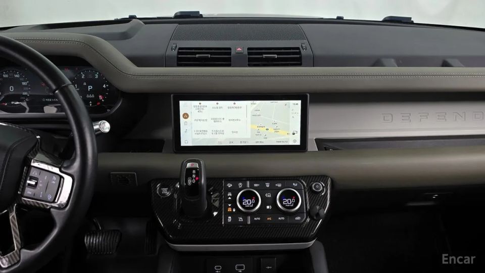 Land Rover Defender