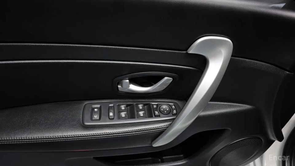 Renault-KoreaSamsung SM5