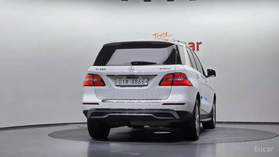 Mercedes-Benz M-class