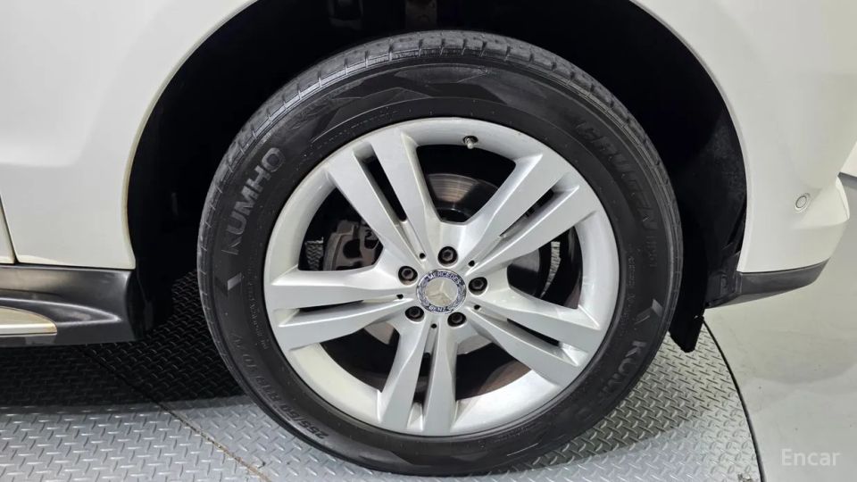 Mercedes-Benz M-class