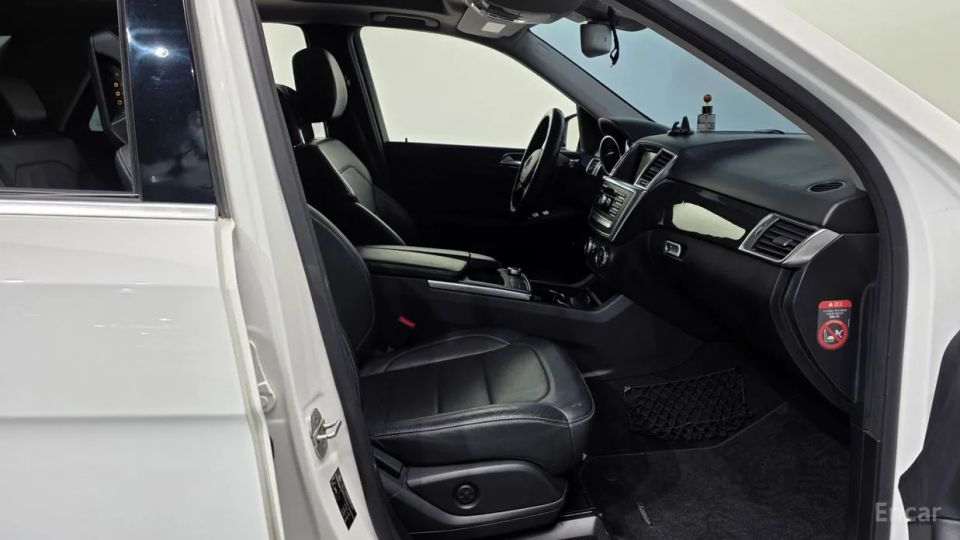 Mercedes-Benz M-class