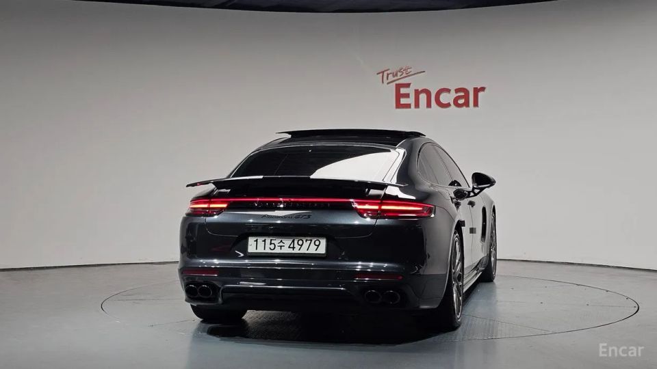 Porsche Panamera