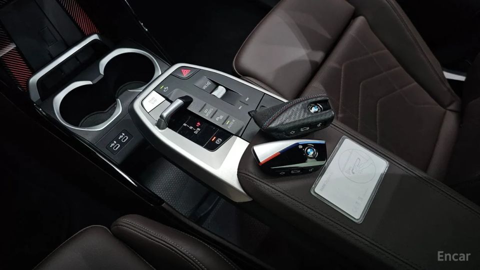 BMW ix1