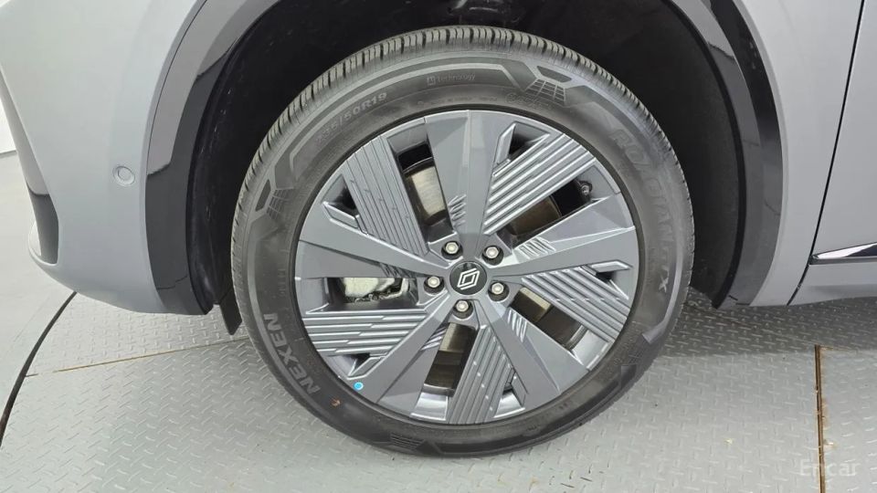 Renault-KoreaSamsung Grand Koleos