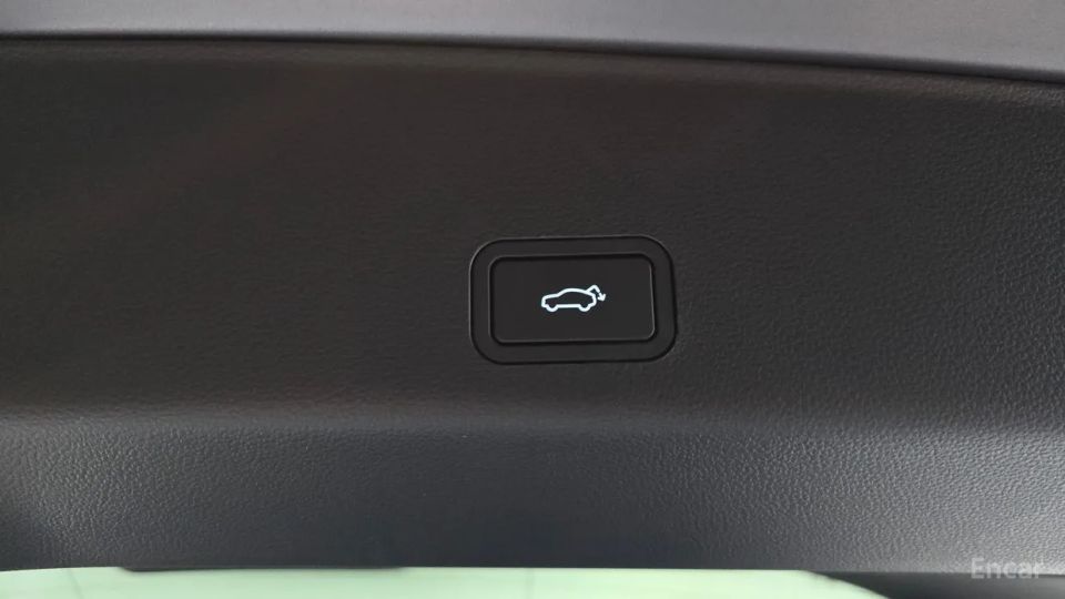 Renault-KoreaSamsung Grand Koleos