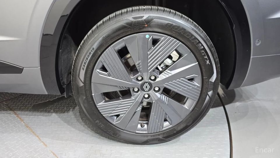 Renault-KoreaSamsung Grand Koleos