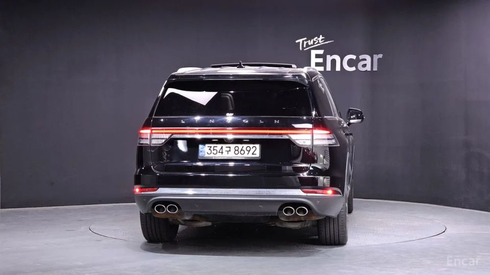 Lincoln Aviator