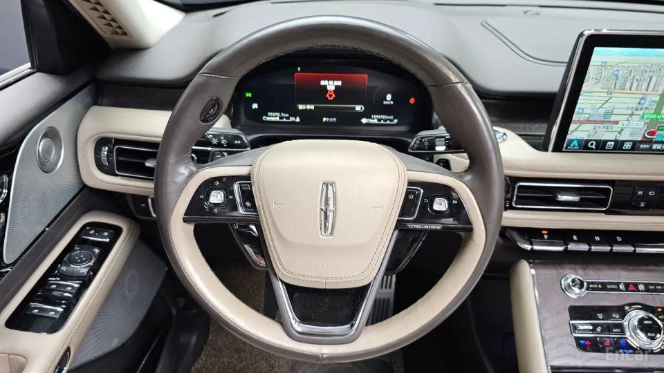 Lincoln Aviator