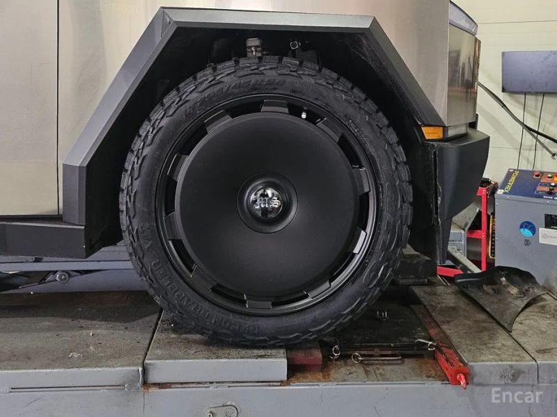 Tesla Cybertruck