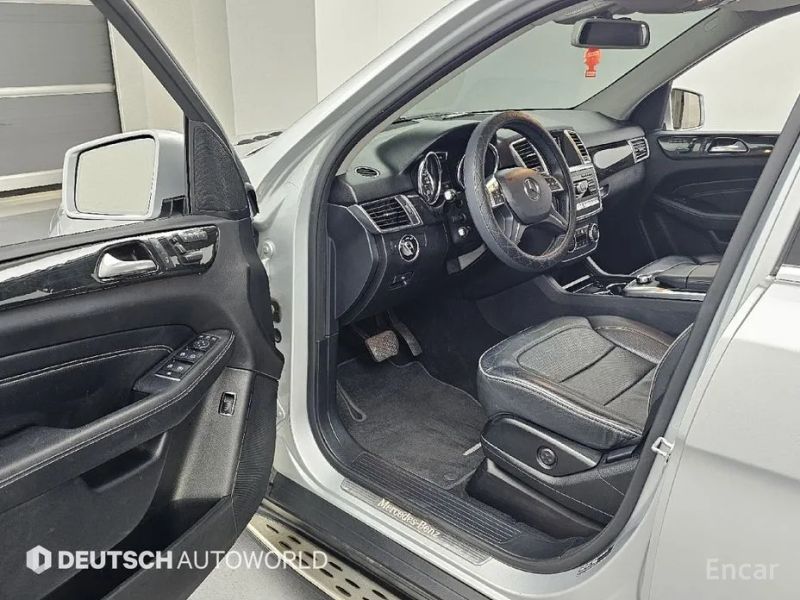 Mercedes-Benz M-class
