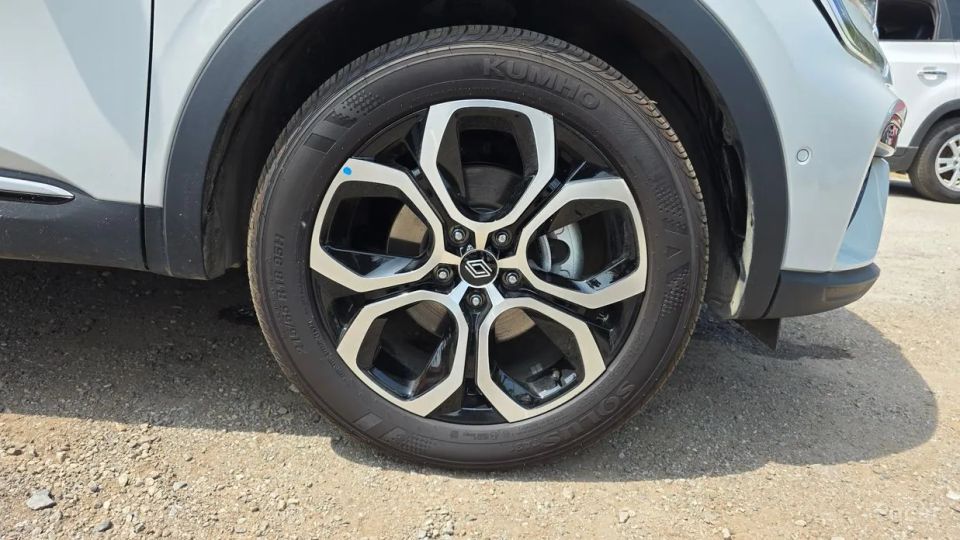 Renault-KoreaSamsung Arkana