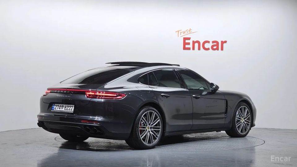 Porsche Panamera