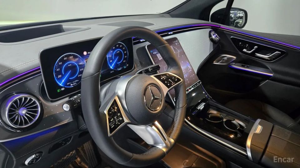 Mercedes-Benz EQE