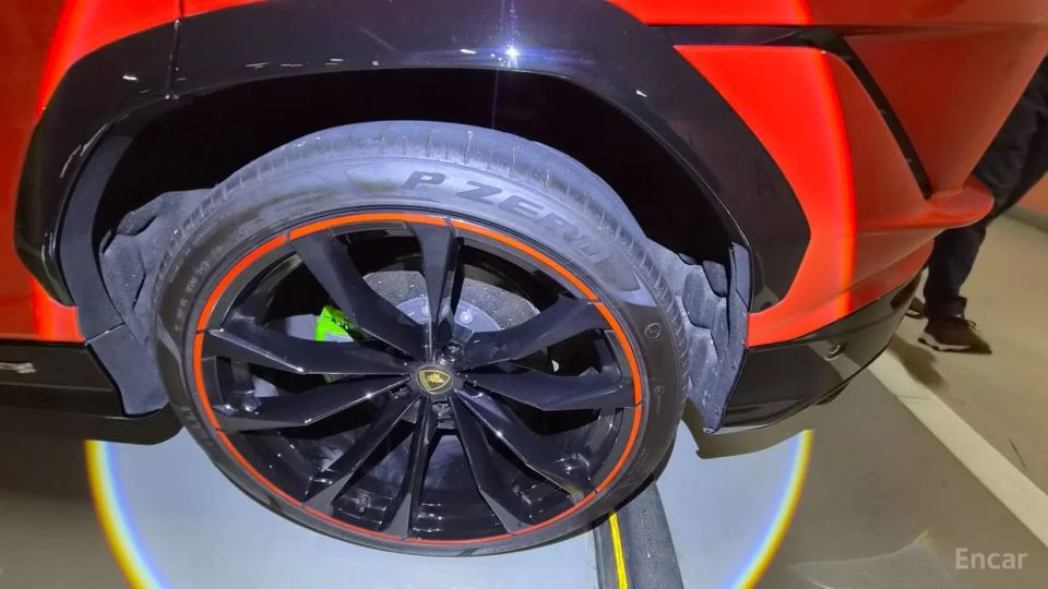 Lamborghini urus