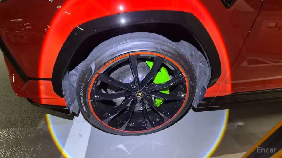 Lamborghini urus