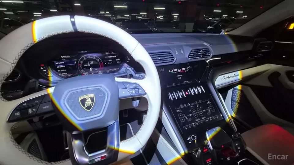 Lamborghini urus