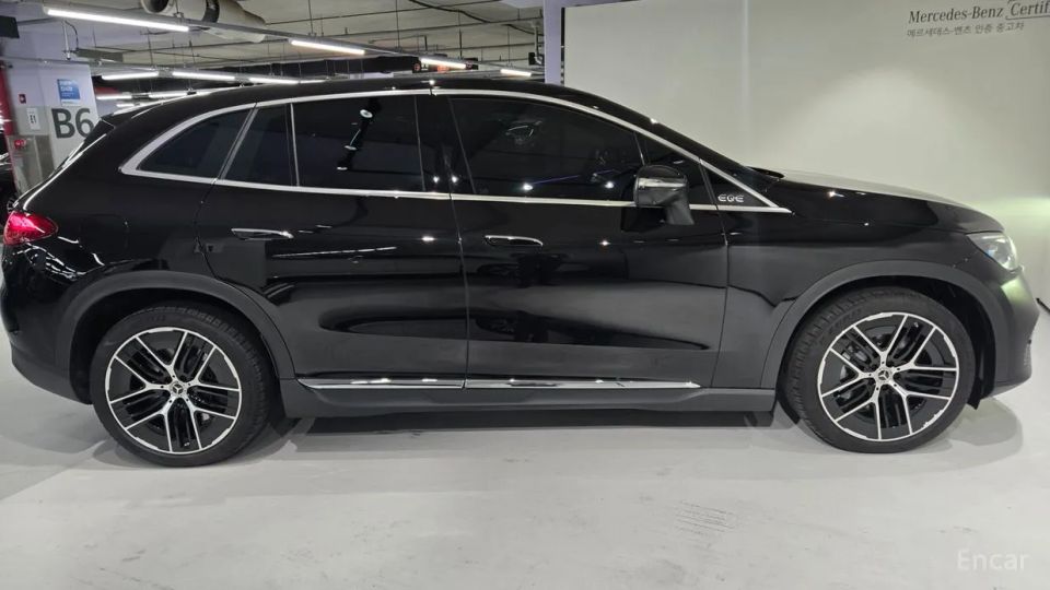 Mercedes-Benz EQE