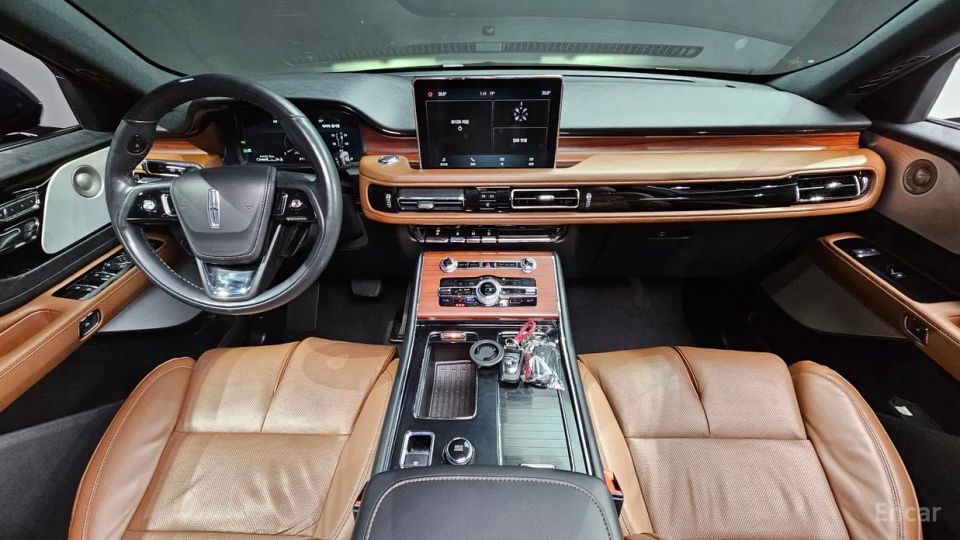 Lincoln Aviator