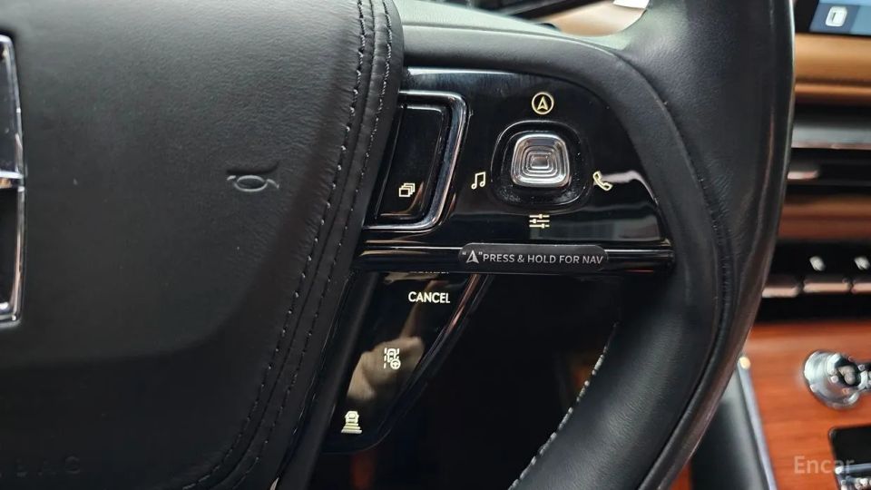 Lincoln Aviator