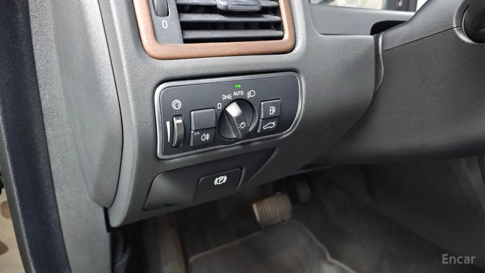 Volvo XC70
