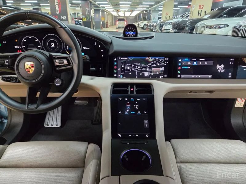 Porsche Taycan