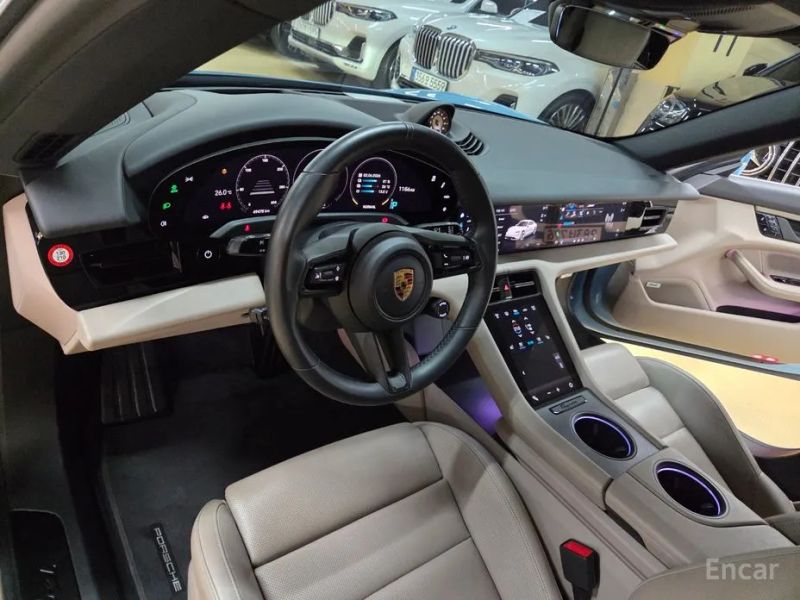 Porsche Taycan