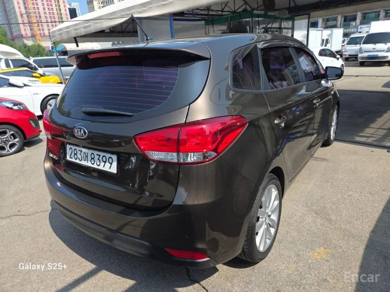 Kia Carens