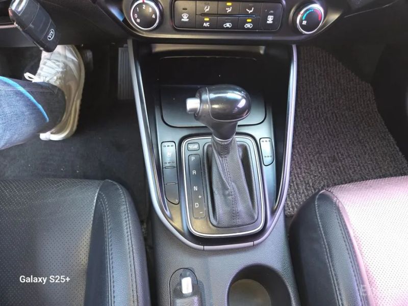 Kia Carens
