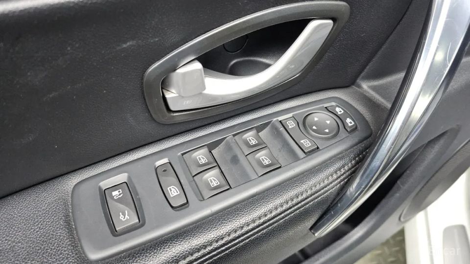 Renault-KoreaSamsung SM5