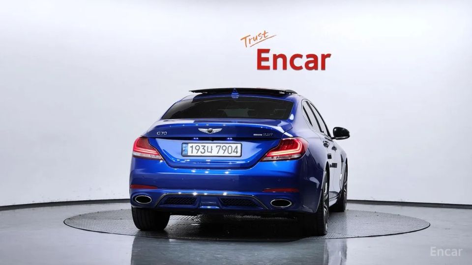 Genesis G70